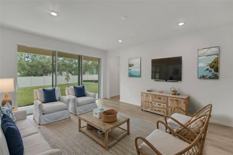 Villa ou maison à vendre à Parrish, Floride: 4 chambres, 234.02 m2 № 2197324 - photo 8