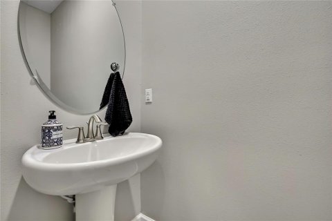 Touwnhouse à vendre à Lutz, Floride: 3 chambres, 167.32 m2 № 1801395 - photo 16