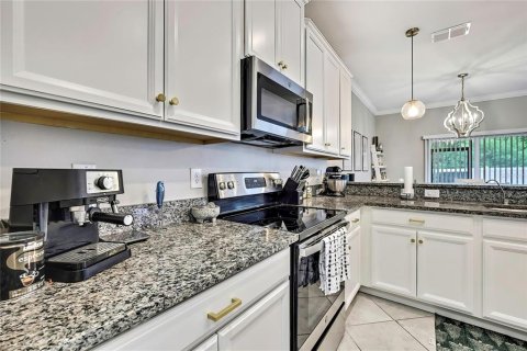 Touwnhouse à vendre à Lutz, Floride: 3 chambres, 167.32 m2 № 1801395 - photo 14