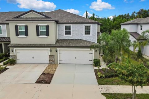 Touwnhouse à vendre à Lutz, Floride: 3 chambres, 167.32 m2 № 1801395 - photo 1