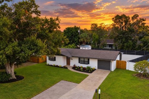 Villa ou maison à Bradenton, Floride 2 chambres, 95.22 m2 № 2408715