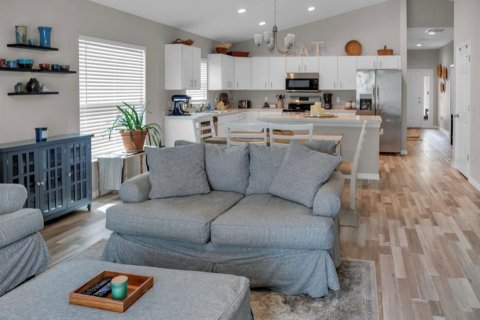 Casa en venta en Summerfield, Florida, 3 dormitorios, 125.51 m2 № 2101972 - foto 5