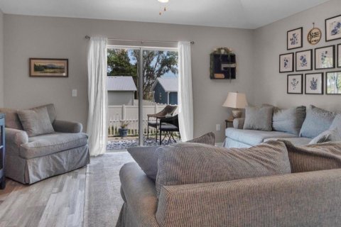 Casa en venta en Summerfield, Florida, 3 dormitorios, 125.51 m2 № 2101972 - foto 6