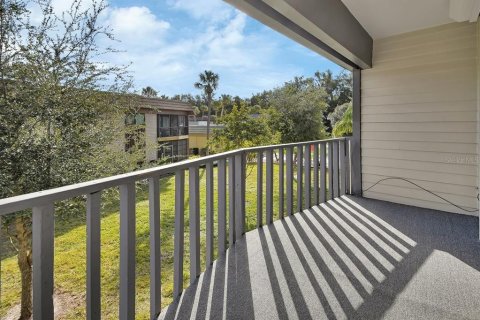 Condo in DeLand, Florida, 2 bedrooms № 2142958 - photo 22