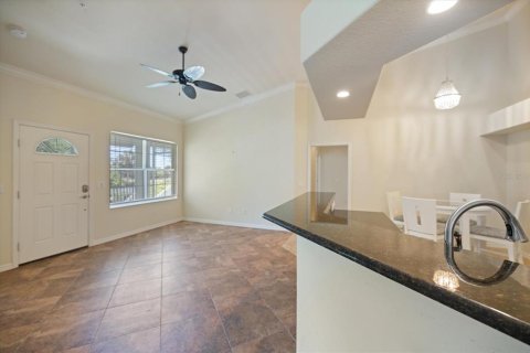 Condo in Venice, Florida, 2 bedrooms  № 2103083 - photo 10