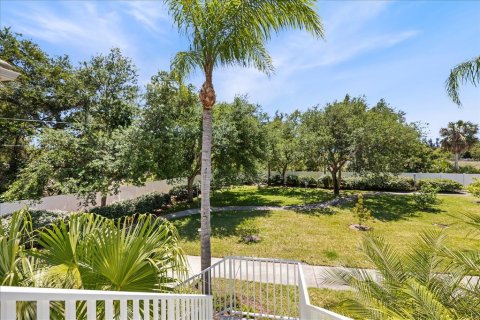 Condo in Venice, Florida, 2 bedrooms  № 2103083 - photo 28
