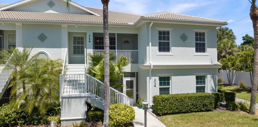 Condo in Venice, Florida, 2 bedrooms  № 2103083