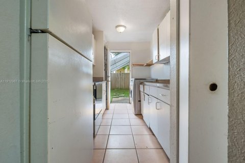 Adosado en venta en Homestead, Florida, 3 dormitorios, 111.48 m2 № 1968435 - foto 6