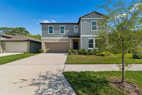 House in Land O' Lakes, Florida 6 bedrooms, 350.61 sq.m. № 2099634 - photo 2