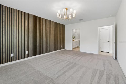 House in Land O' Lakes, Florida 6 bedrooms, 350.61 sq.m. № 2099634 - photo 20