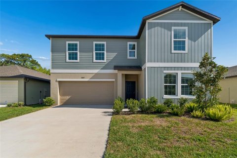 House in Land O' Lakes, Florida 6 bedrooms, 350.61 sq.m. № 2099634