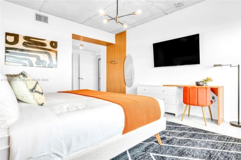 Condo in Miami, Florida, 2 bedrooms  № 1938088 - photo 23