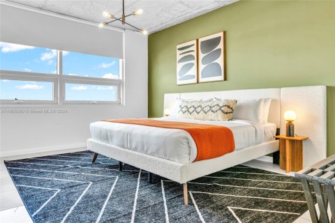 Condo in Miami, Florida, 2 bedrooms  № 1938088 - photo 21