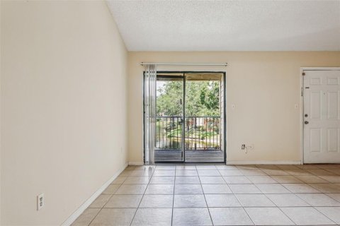 Condominio en alquiler en Tampa, Florida, 2 dormitorios, 85.28 m2 № 1810383 - foto 3
