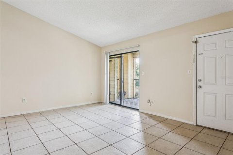 Condominio en alquiler en Tampa, Florida, 2 dormitorios, 85.28 m2 № 1810383 - foto 4