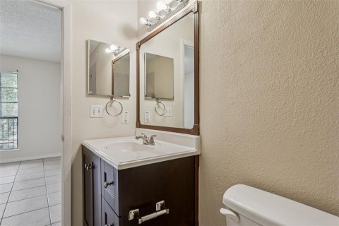 Condominio en alquiler en Tampa, Florida, 2 dormitorios, 85.28 m2 № 1810383 - foto 15