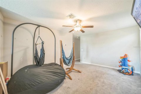 House in Lakeland, Florida 5 bedrooms, 232.72 sq.m. № 1826141 - photo 9
