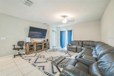 House in Lakeland, Florida 5 bedrooms, 232.72 sq.m. № 1826141 - photo 4