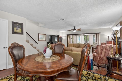Townhouse in Lighthouse Point, Florida 2 bedrooms, 121.7 sq.m. № 2190061 - photo 6