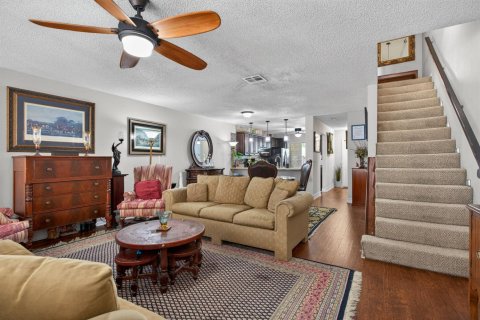 Townhouse in Lighthouse Point, Florida 2 bedrooms, 121.7 sq.m. № 2190061 - photo 25