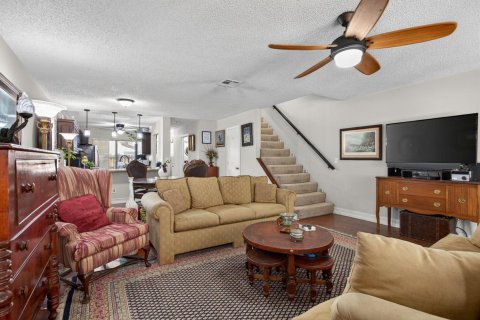 Townhouse in Lighthouse Point, Florida 2 bedrooms, 121.7 sq.m. № 2190061 - photo 26