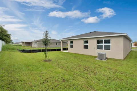 Casa en venta en Eagle Lake, Florida, 4 dormitorios, 170.85 m2 № 1767019 - foto 16