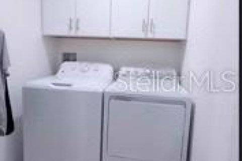 Adosado en alquiler en Land O' Lakes, Florida, 3 dormitorios, 151.8 m2 № 2277307 - foto 4