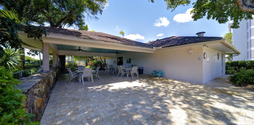 Condominio en Pompano Beach, Florida, 3 dormitorios № 1147041