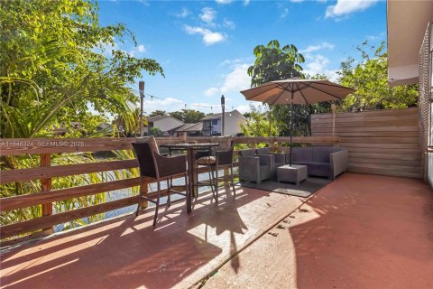 Adosado en venta en Miami, Florida, 3 dormitorios, 111.48 m2 № 2005339 - foto 22