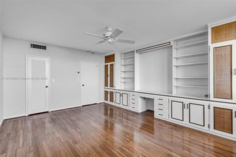 Condominio en venta en Key Biscayne, Florida, 3 dormitorios, 181.35 m2 № 1975414 - foto 19