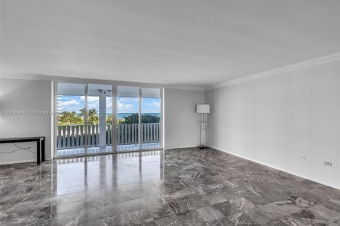 Condominio en venta en Key Biscayne, Florida, 3 dormitorios, 181.35 m2 № 1975414 - foto 3