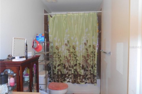 House in Cape Coral, Florida 4 bedrooms, 269.04 sq.m. № 1245203 - photo 16