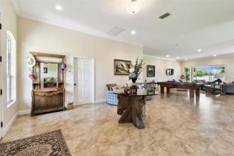 Casa en venta en Dover, Florida, 4 dormitorios, 412.76 m2 № 1832714 - foto 14