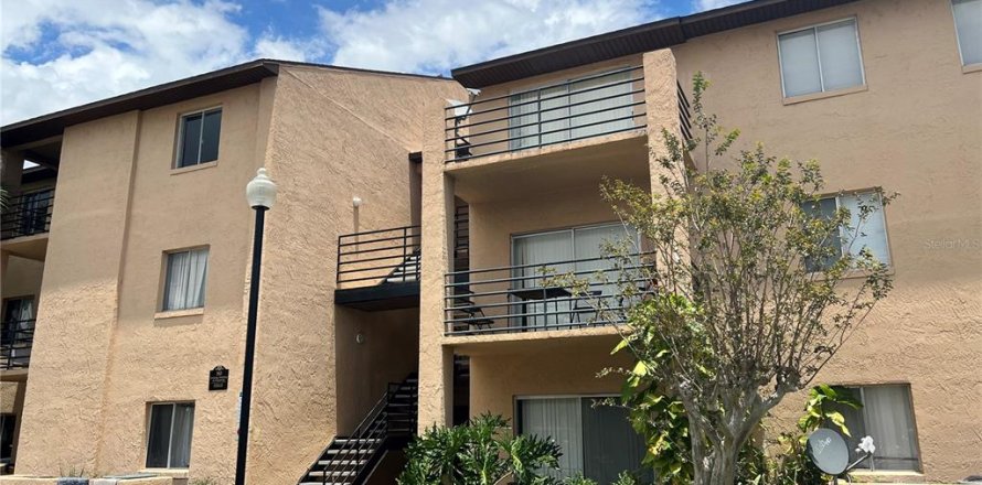 Condo in Orlando, Florida, 2 bedrooms № 2118003