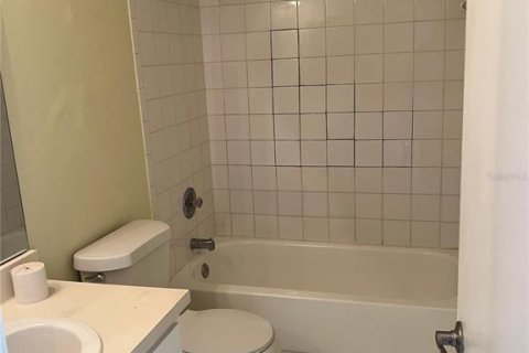 Condo in Orlando, Florida, 2 bedrooms № 2118003 - photo 7