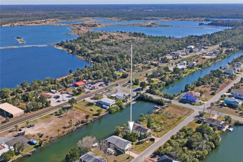 Land in Hernando Beach, Florida № 1535376 - photo 1