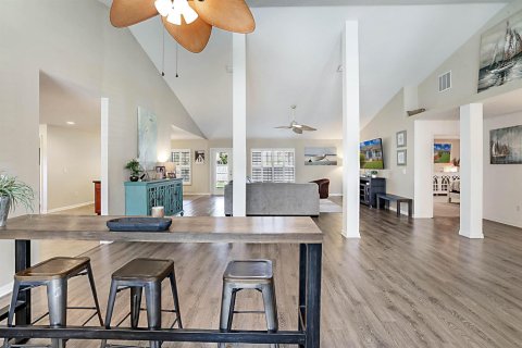 Casa en venta en Port St. Lucie, Florida, 4 dormitorios, 281.4 m2 № 2078328 - foto 6