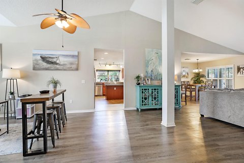 Casa en venta en Port St. Lucie, Florida, 4 dormitorios, 281.4 m2 № 2078328 - foto 13