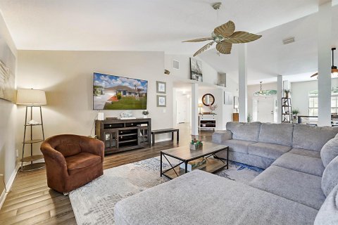 Casa en venta en Port St. Lucie, Florida, 4 dormitorios, 281.4 m2 № 2078328 - foto 10