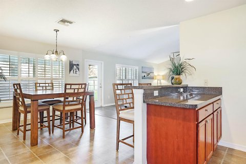 Casa en venta en Port St. Lucie, Florida, 4 dormitorios, 281.4 m2 № 2078328 - foto 17