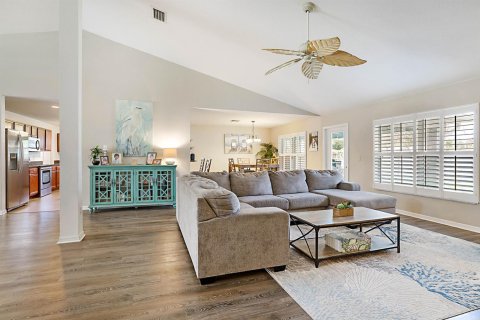 Casa en venta en Port St. Lucie, Florida, 4 dormitorios, 281.4 m2 № 2078328 - foto 12