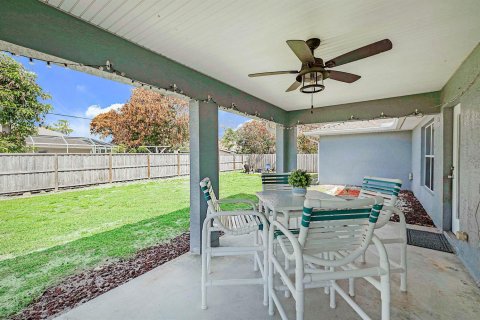 Casa en venta en Port St. Lucie, Florida, 4 dormitorios, 281.4 m2 № 2078328 - foto 28