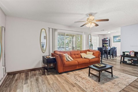 Condo in Orlando, Florida, 2 bedrooms  № 1800567 - photo 20