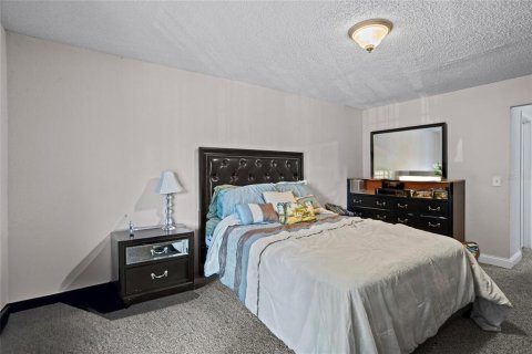 Condo in Orlando, Florida, 2 bedrooms  № 1800567 - photo 28