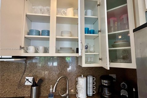 Casa en alquiler en Hollywood, Florida, 2 dormitorios, 65.03 m2 № 1863100 - foto 7