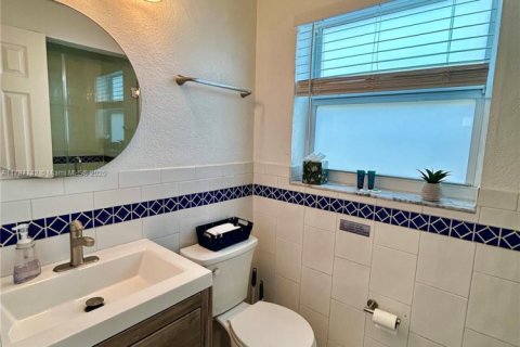 Casa en alquiler en Hollywood, Florida, 2 dormitorios, 65.03 m2 № 1863100 - foto 6