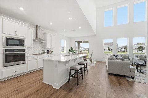 Villa ou maison à vendre à Mount Dora, Floride: 5 chambres, 285.58 m2 № 2349501 - photo 4