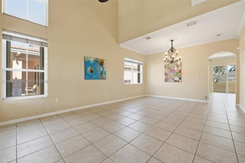 Casa en venta en Miramar, Florida, 4 dormitorios, 245.08 m2 № 2027336 - foto 6