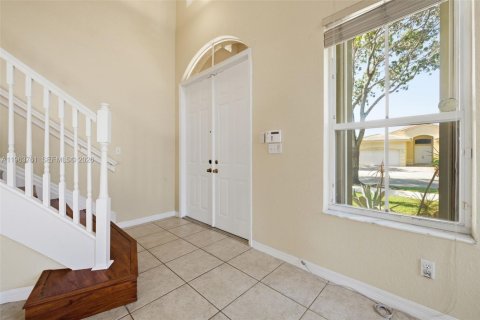 Casa en venta en Miramar, Florida, 4 dormitorios, 245.08 m2 № 2027336 - foto 4