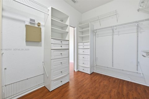 Casa en venta en Miramar, Florida, 4 dormitorios, 245.08 m2 № 2027336 - foto 22